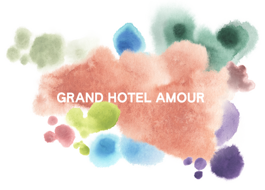 Couleurs qui racontent des histoires : plongée dans la collection d’aquarelle artisanale Grand Hôtel Amour